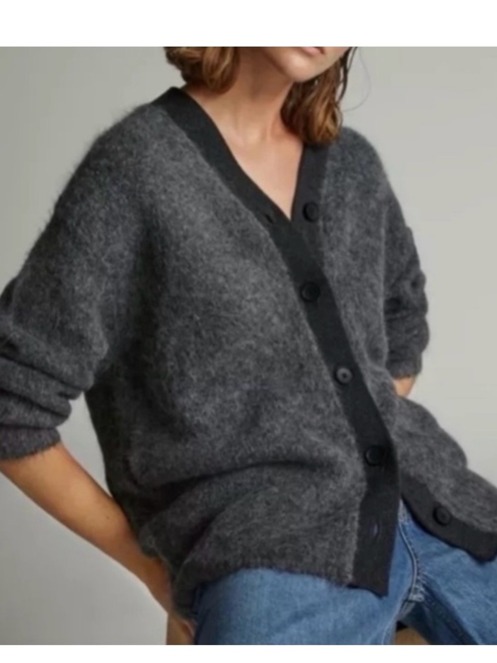 Everlane Superfuzz Oversized Alpaca blend cardigan XS
 
Pockets!



N w/out Tag